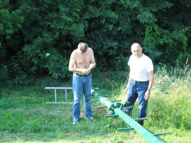 postavitevstolpa9.jpg